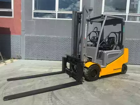 Elektro 4 Rad 2019  Jungheinrich EFG 430 Baujahr 2019/ Stunden 8757/ Akku NEU (2)