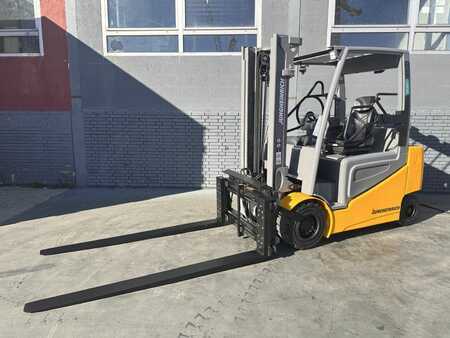 Elektro 4 Rad 2019 Jungheinrich EFG 430 Baujahr 2019/ Stunden 7771/ Akku NEW 2025 (1)