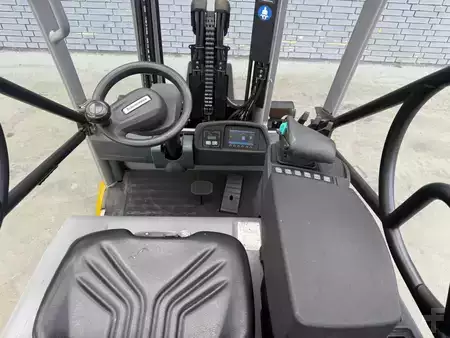 Elektro 3 Rad 2019  Jungheinrich EFG 218 Baujahr 2019 / Stunden 15444 HH 3100 (6)