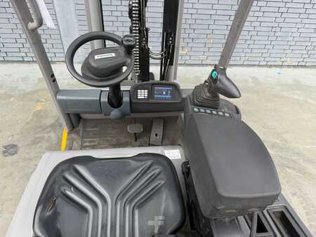 Elektro 3 Rad 2020  Jungheinrich EFG 218 Baujahr 2020 / Stunden 6351 HH 3300 (7)