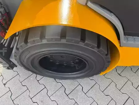 Electric - 4 wheels 2020  Jungheinrich EFG 550 Baujahr 2020/ Batterie Baujahr 2022 (4)