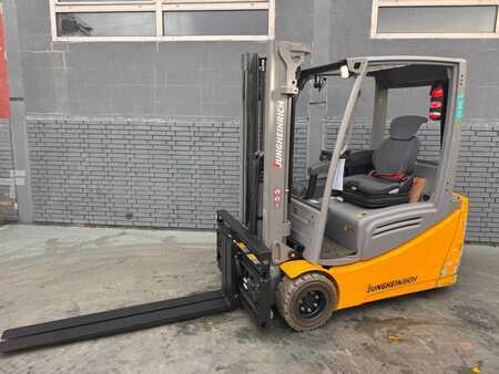 Elektro 3 Rad 2020  Jungheinrich EFG 218 Baujahr 2020 / Stunden 12117 HH 3100 (1)