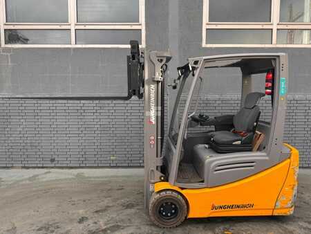 Elektro 3 Rad 2020 Jungheinrich EFG 218 Baujahr 2020 / Stunden 12117 HH 3100 (3)