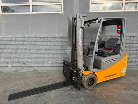 Elektro 3 Rad 2020 Jungheinrich EFG 218 Baujahr 2020 / Stunden 10377 HH 3100 (2)