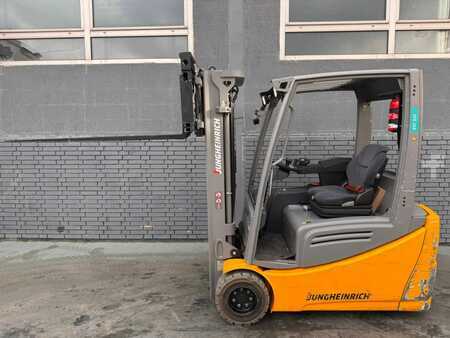Elektro 3 Rad 2020  Jungheinrich EFG 218 Baujahr 2020 / Stunden 11827 HH 3100 (5)