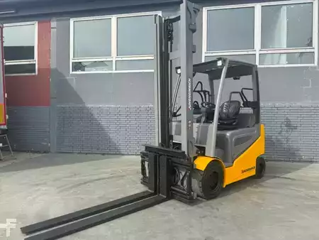 Carrelli elettrici 4 ruote 2022  Jungheinrich EFG 430k Baujahr 2022/ Stunden 6470 Akku 2022 (1)
