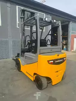 Carrelli elettrici 4 ruote 2022  Jungheinrich EFG 430k Baujahr 2022/ Stunden 6470 Akku 2022 (5)
