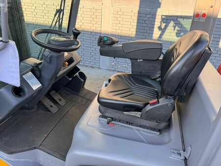 Gas truck 2019  Jungheinrich TFG 316s Baujahr 2019/ Std. 8595/ Drehgerät 360° (5)