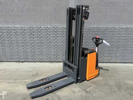 Stacker pedestre 2013  Still EGV 20 LB Baujahr 2013 / HH4,4M/ 2000kg / Initialhub (1)