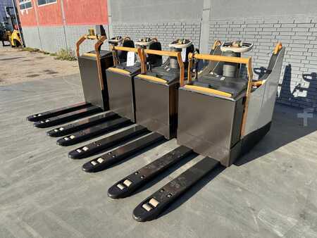 Hochhubwagen 2018 Crown WT 3040 Baujahr 2018/ TOP ZUSTAND / 2 X Vorhanden (1)