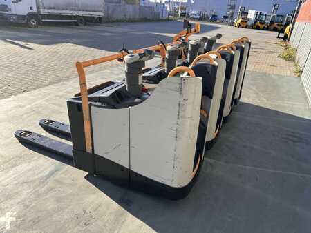 Hochhubwagen 2018 Crown WT 3040 Baujahr 2018/ TOP ZUSTAND / 2 X Vorhanden (2)