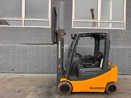 Elektro 4 Rad 2011  Jungheinrich EFG 320 Baujahr 2011 /Triplex/Std.1532/Akku 2017 (2)