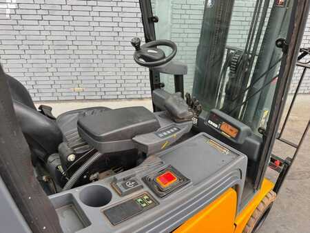 Elektro 4 Rad 2011  Jungheinrich EFG 320 Baujahr 2011 /Triplex/Std.1532/Akku 2017 (9)