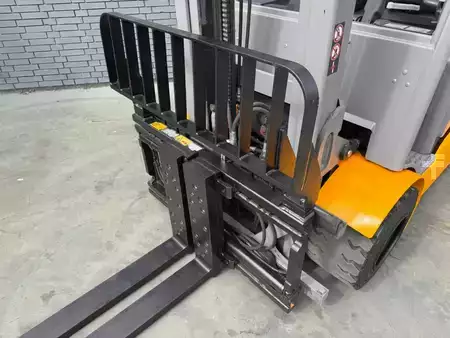 Elektro 4 Rad 2017  Jungheinrich EFG S 30 Baujahr 2017/ Stunden 15274/ Akku NEU 2026 (3)