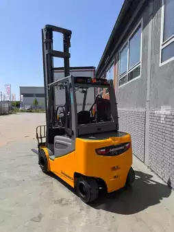 Chariots électriques à 4 roues 2018  Jungheinrich EFG S30 Baujahr 2018/ Duplex/Akku NEU 2026 (2)