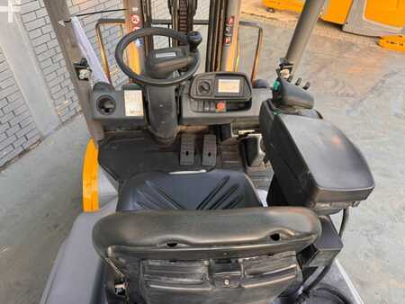 Dieselstapler 2018  Jungheinrich DFG 320s Baujahr 2018/ HH 5,5M/ Triplex (5)