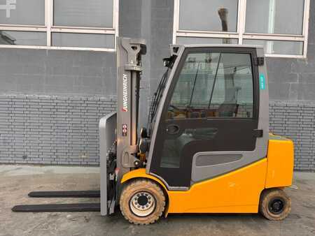 El truck - 4 hjulet 2018  Jungheinrich EFG S30s Baujahr 2018/ Kabine/Triplex/ Akku 2020 (1)