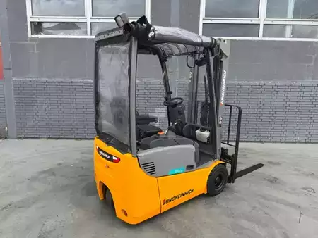 Eléctrico - 3 rodas 2019  Jungheinrich EFG 115 Baujahr 2019 / Stunden 677 Neuwertig (5)
