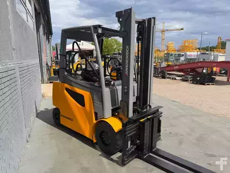 Elektro 4 Rad 2019  Jungheinrich EFG 430 Baujahr 2019/ Stunden 8358/ Akku NEU (3)