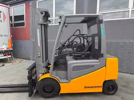 Elektro 4 Rad 2019  Jungheinrich EFG 430 Baujahr 2019/ Stunden 8035/ Akku NEU 2026 (2)