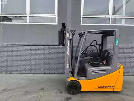 Elektro 3 Rad 2019  Jungheinrich EFG 218 Baujahr 2019 / Stunden 12860 HH 3100 (9)