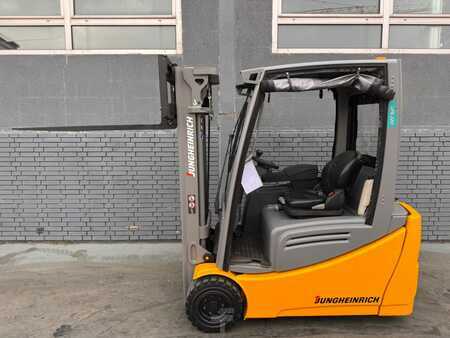 Elektro 3 Rad 2020  Jungheinrich EFG 220 Baujahr 2020 /Triplex/Kabine Akku 2020 (4)