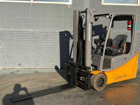 Elektro 3 Rad 2020 Jungheinrich EFG 218 Baujahr 2020 / Stunden 10240 HH 3100 (3)