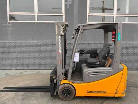 Elektro 3 Rad 2020  Jungheinrich EFG 218 Baujahr 2020 / Stunden 11398 HH 3100 (3)