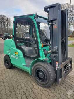 Carrelli elevatori diesel 2016  Mitsubishi FD50NT (3)