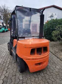 Doosan D30G-X