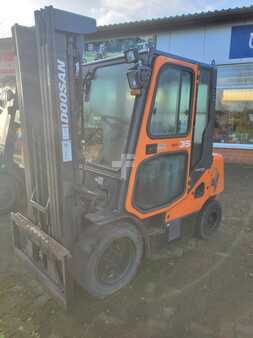 Carrelli elevatori diesel 2008  Doosan D35C-5 (1)