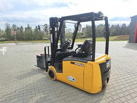 Elektromos 3 kerekű 2012  CAT Lift Trucks EP20PNT (1)
