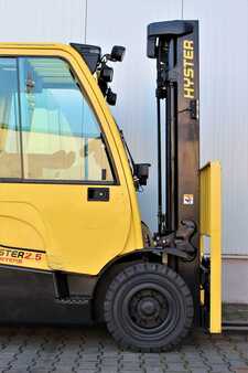 Propane Forklifts 2018  Hyster H2.5FT (8)