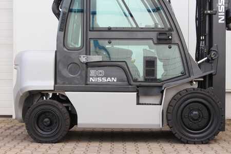 Nissan YG1D2A30Q - Triplex