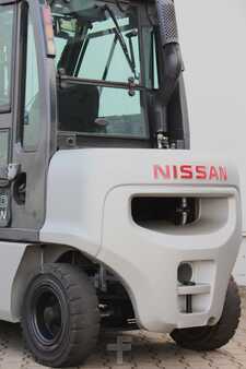 Nissan YG1D2A30Q - Triplex