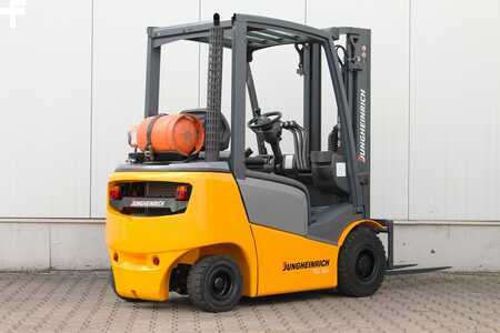 Treibgasstapler 2014  Jungheinrich TFG320 (13)