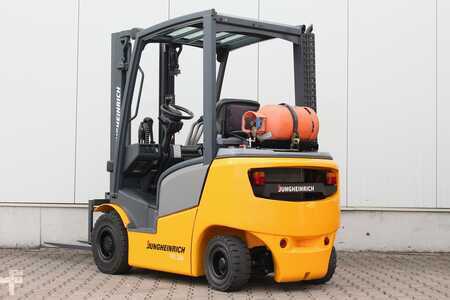 Treibgasstapler 2014  Jungheinrich TFG320 (14)