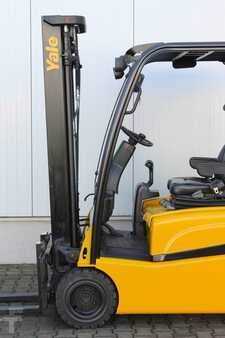 Elektro 3 Rad 2014  Yale ERP18VT MWB Triplex (13)