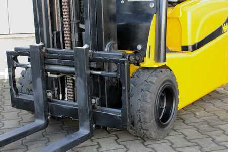 Elektro 3 Rad 2014  Yale ERP18VT MWB Triplex (20)