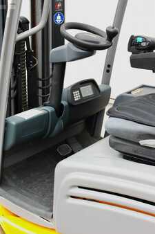 Eléctrico - 3 rodas 2017  Jungheinrich EFG318k (13)