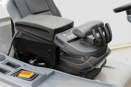 Eléctrico - 3 rodas 2017  Jungheinrich EFG318k (9)