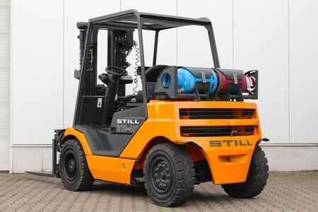 Gázüzemű targoncák 2006  Still R70-40T - Triplex mit  Stabau S12-KG30 (2)