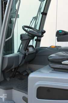 Elektro 4 Rad 2022  Jungheinrich EFG545 - Triplex (13)