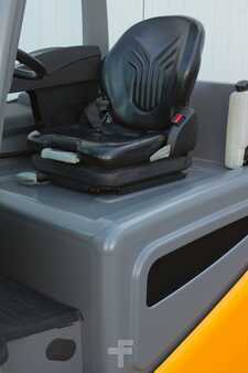 Elektro 4 Rad 2022  Jungheinrich EFG545 - Triplex (14)