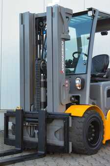 Elektro 4 Rad 2022  Jungheinrich EFG545 - Triplex (15)