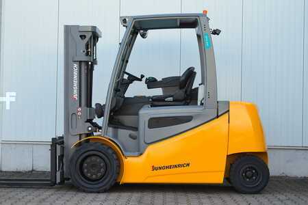 Elektro 4 Rad 2022  Jungheinrich EFG545 - Triplex (2)