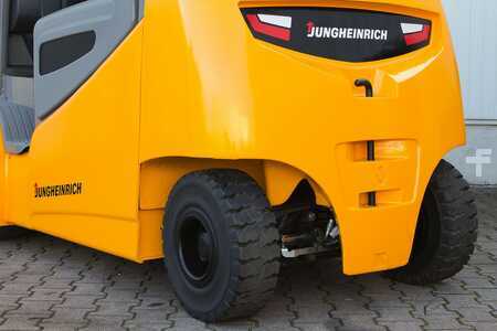 Elektro 4 Rad 2022  Jungheinrich EFG545 - Triplex (3)