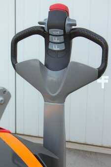 Niederhubwagen 2020  Still EXU16 (19)