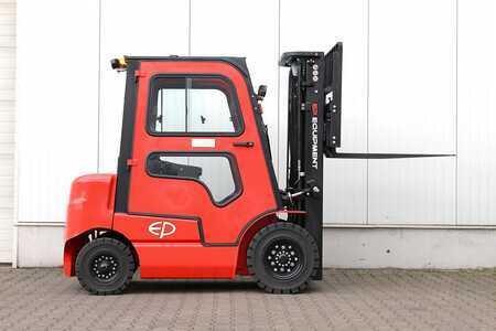 Elektro čtyřkolový VZV 2022  EP Equipment EFL252 Triplex Li-Ion (5)