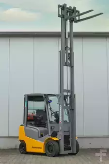 LPG Forklifts 2019  Jungheinrich TFG320 - Triplex (16)